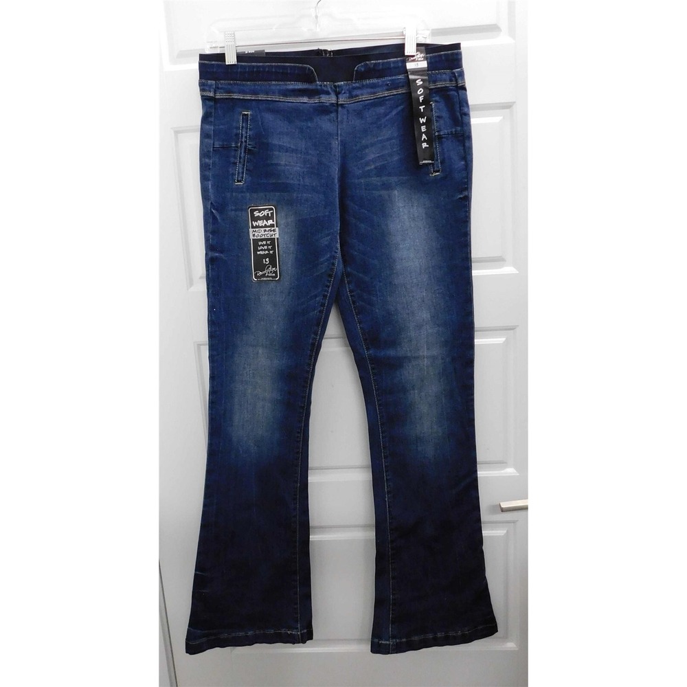 New Revolution by Revolt Mid Rise Bootcut Stretch Jeans sz 13
